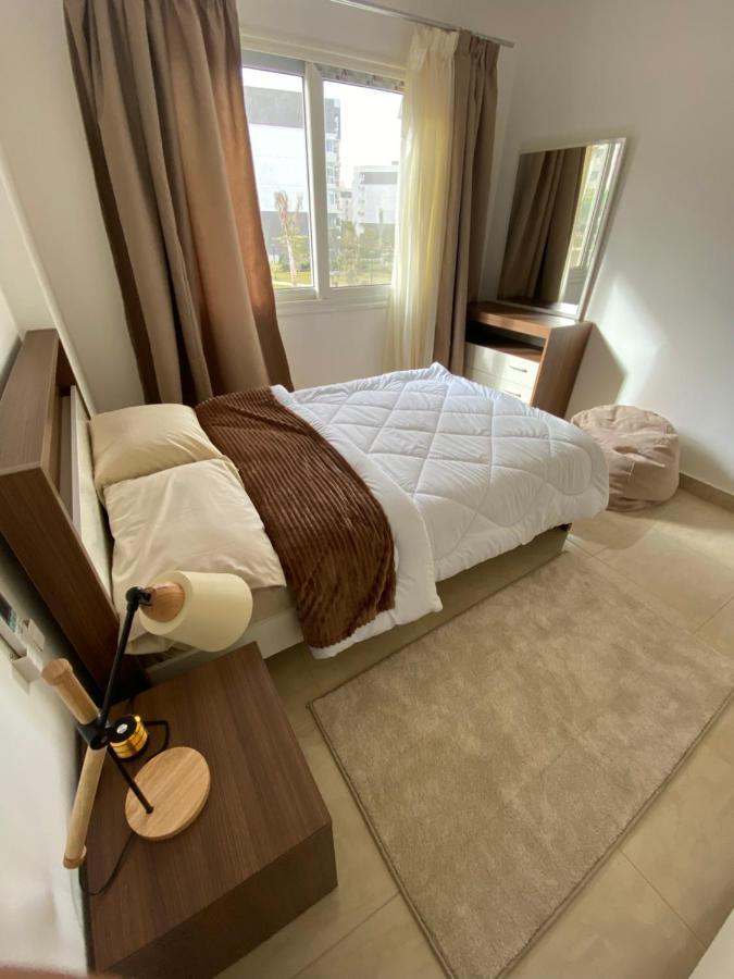 Madinaty Well-Furnished 3- Bedroom Apartment - شقة فندقيه للايجار مدينتي Madinat ash Shuruq Exterior photo